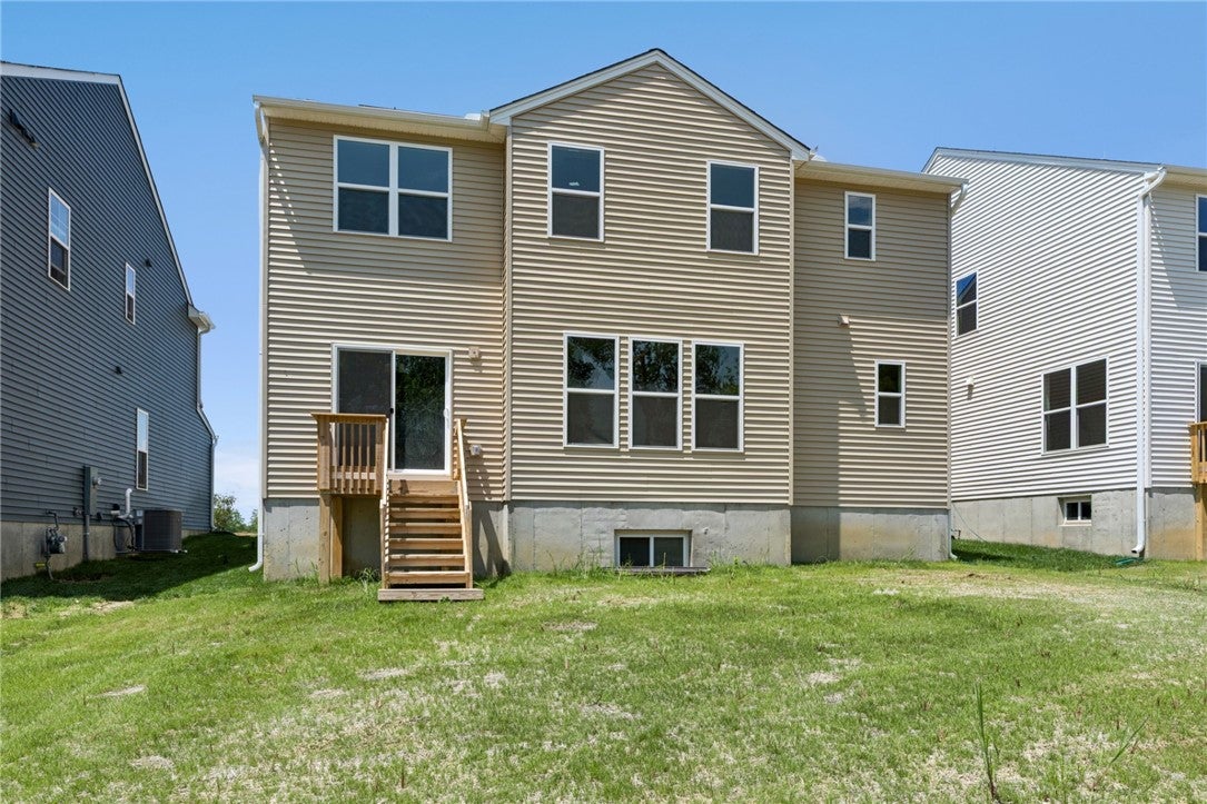 240 Tilly Court 0005