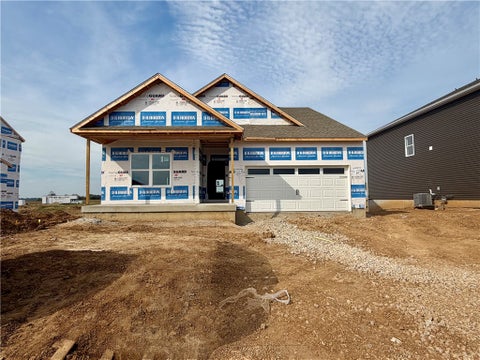Photo of 486 Hollywood Boulevard, Xenia, OH 45385 (MLS # 965462)