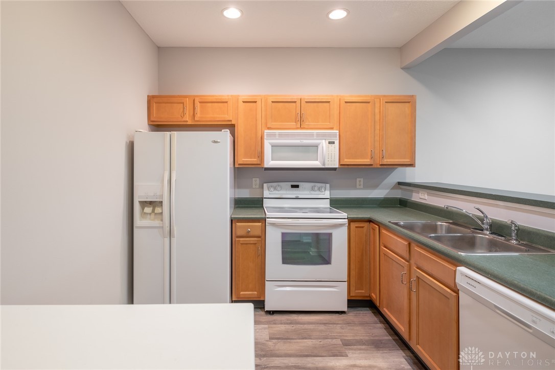 Beavercreek, Ohio 45430, United States, 2 Bedrooms Bedrooms, ,2 BathroomsBathrooms,Residential,Active,9308