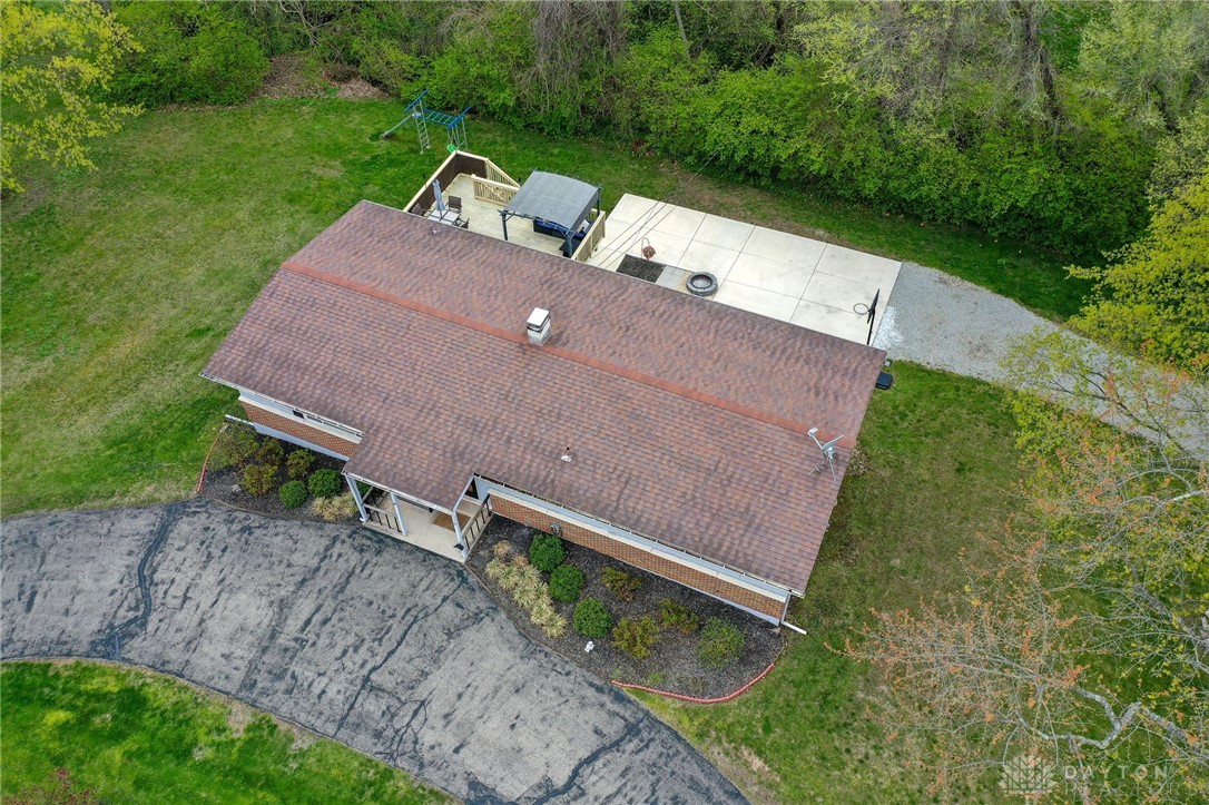 1825 Ken Klare Drive, Beavercreek, Ohio image 46