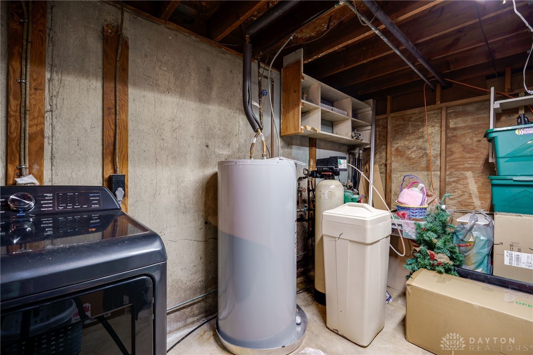 1825 Ken Klare Drive, Beavercreek, Ohio image 32