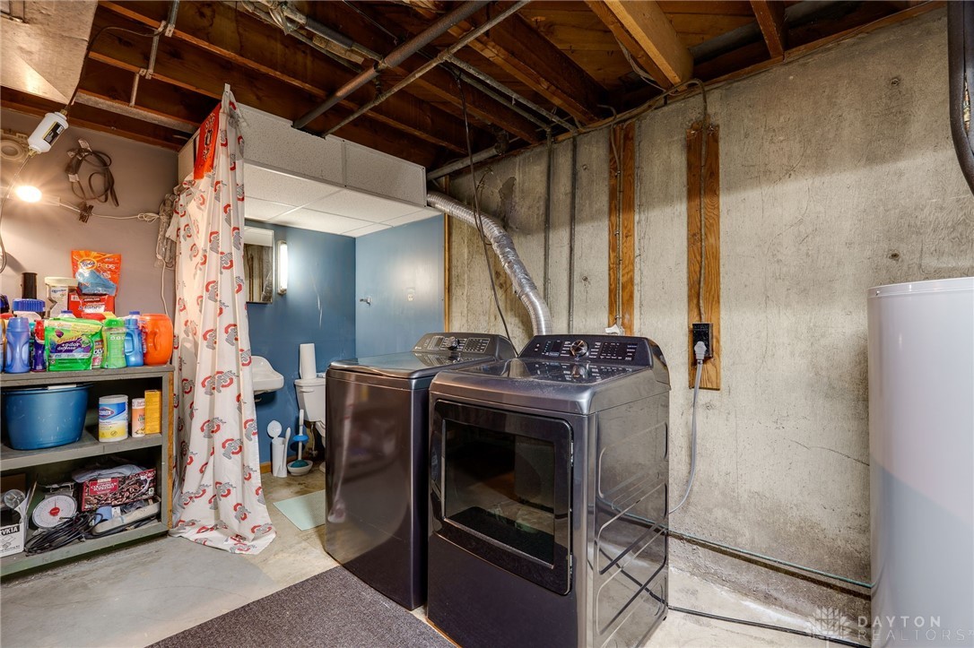 1825 Ken Klare Drive, Beavercreek, Ohio image 31