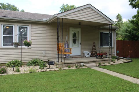 Homes For Sale - 350 Larchmont Avenue<br/> Springfield, OH 45503