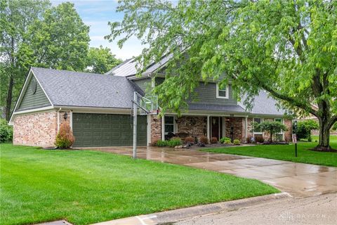 Homes For Sale - 233 Bramblebush Trail<br/> Greene County, Beavercreek, OH 45440