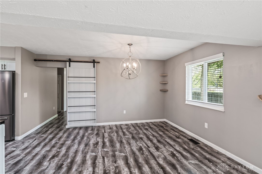 4030 Danern Drive, Beavercreek, Ohio image 25