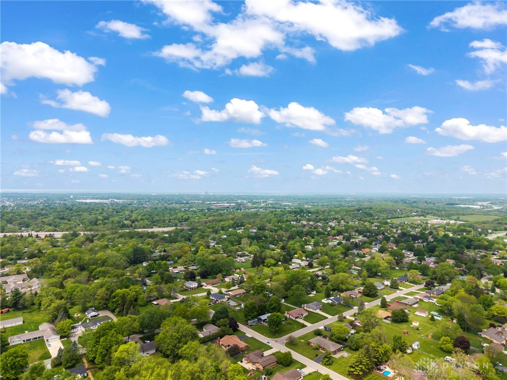 4030 Danern Drive, Beavercreek, Ohio image 42