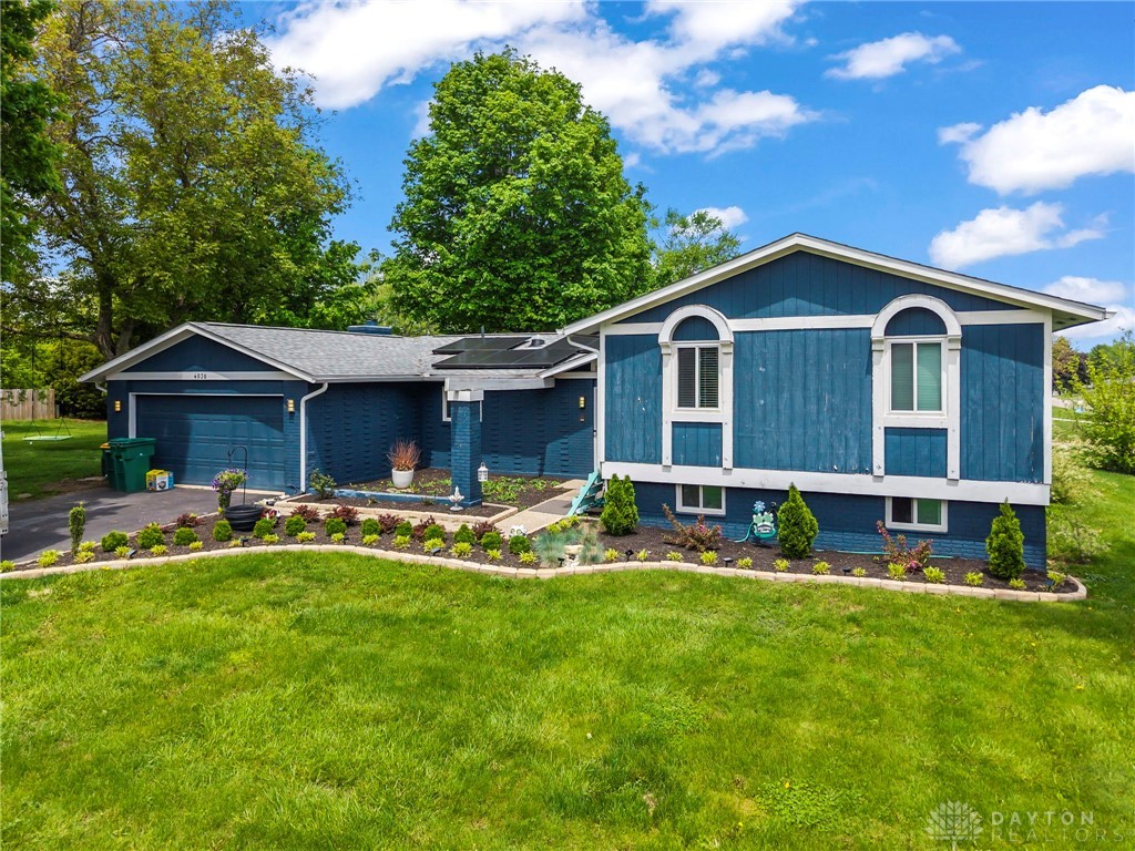 4030 Danern Drive, Beavercreek, Ohio image 3