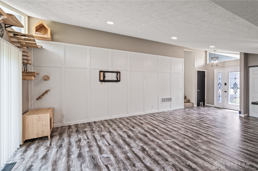 4030 Danern Drive, Beavercreek, Ohio image 23