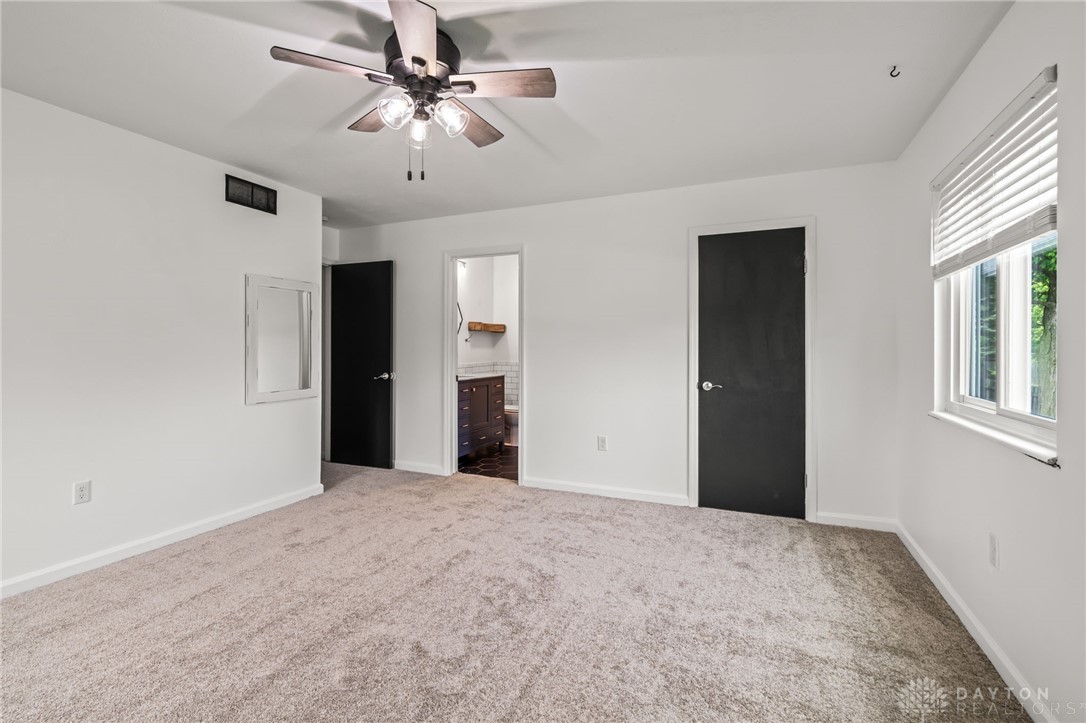 4030 Danern Drive, Beavercreek, Ohio image 37
