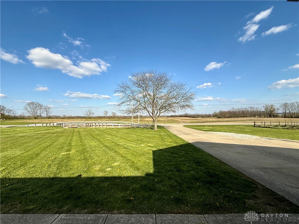 3303 Diamond Mill Road, Germantown, Ohio image 3