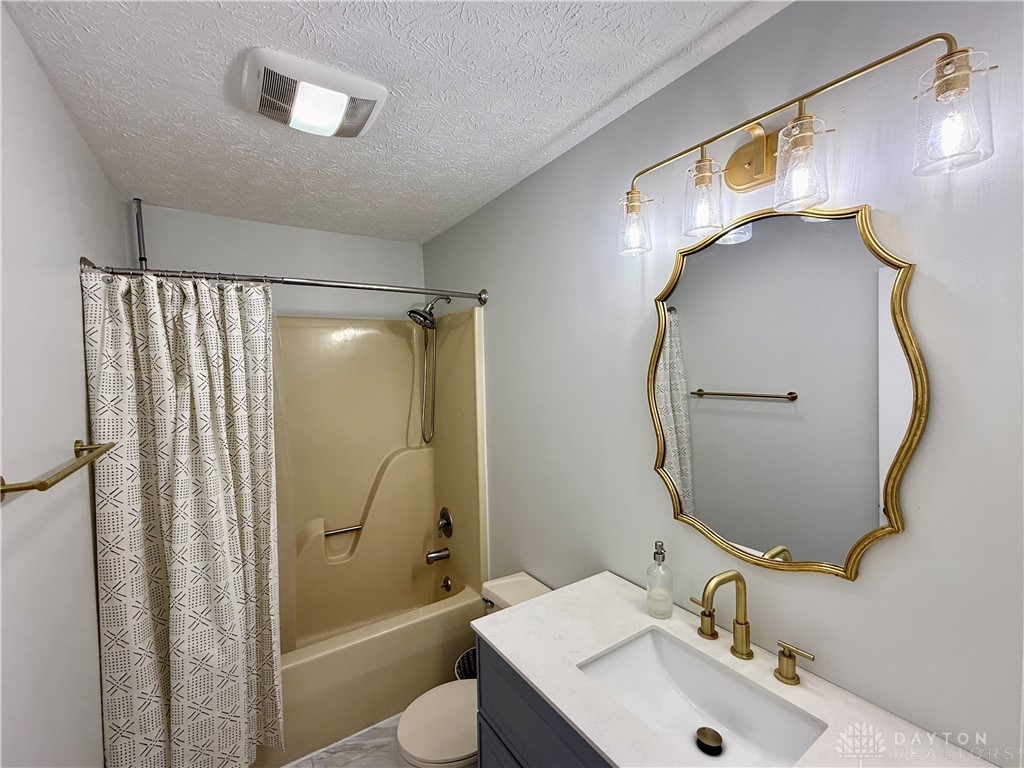 3303 Diamond Mill Road, Germantown, Ohio image 10