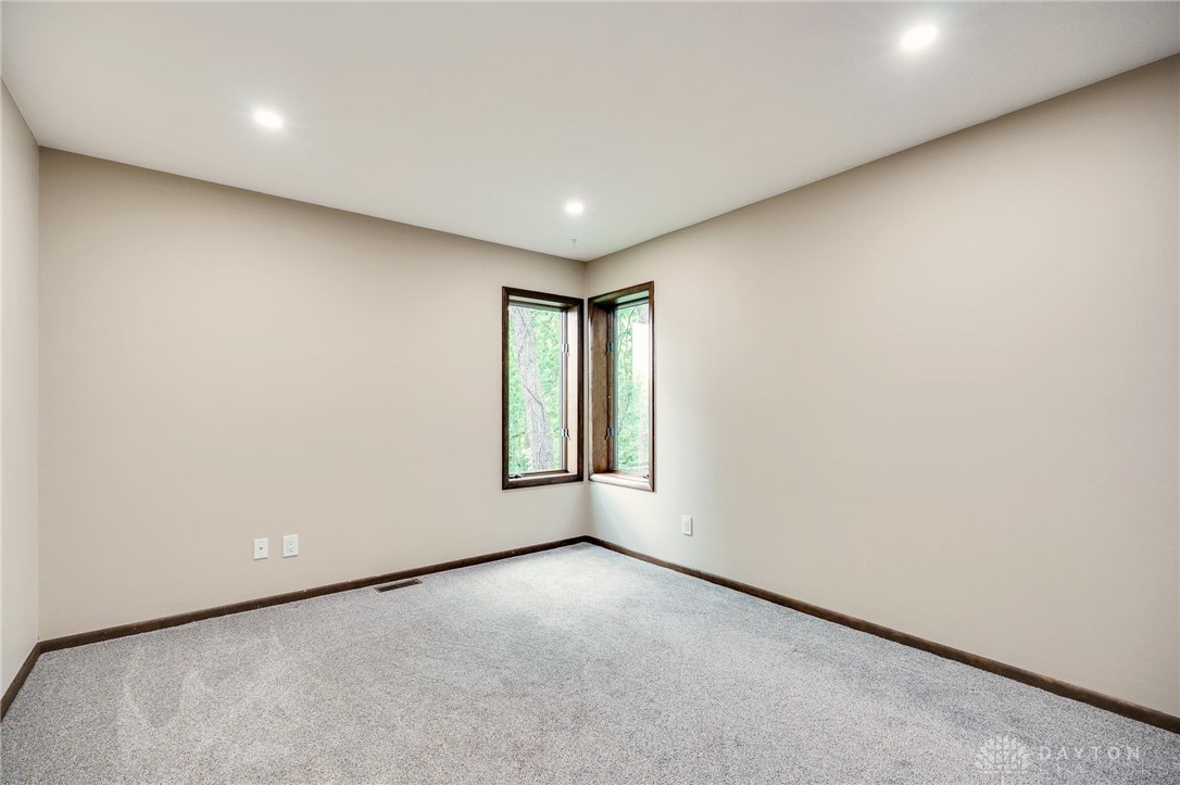 8237 Rhine Way, Dayton, Ohio image 43