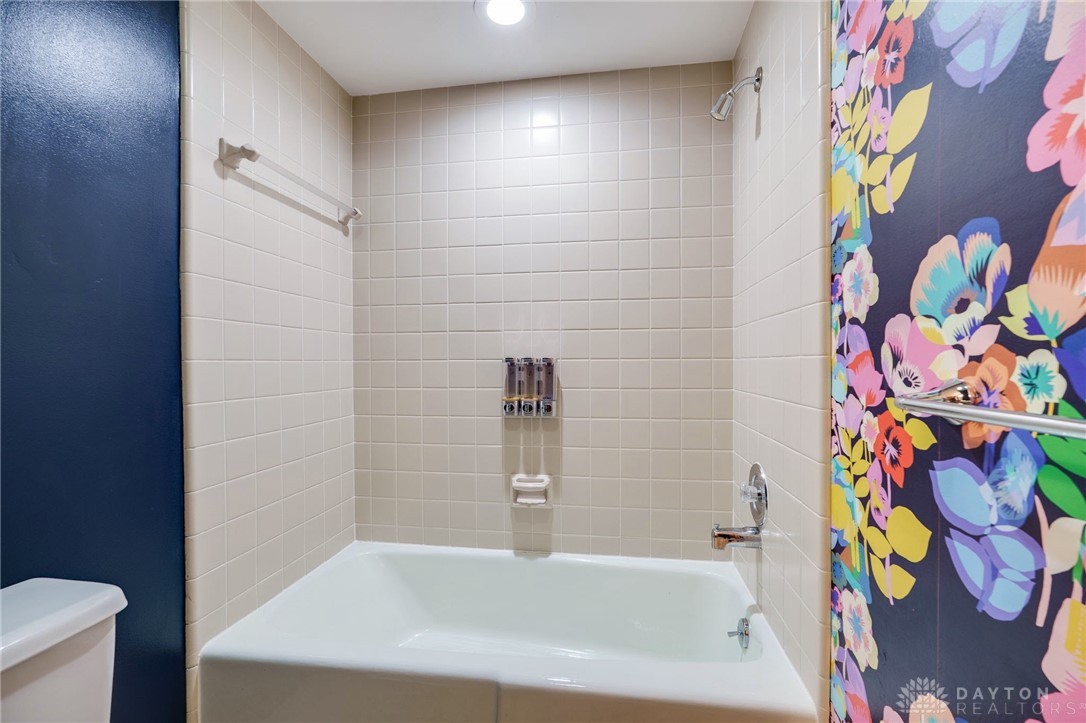 8237 Rhine Way, Dayton, Ohio image 47