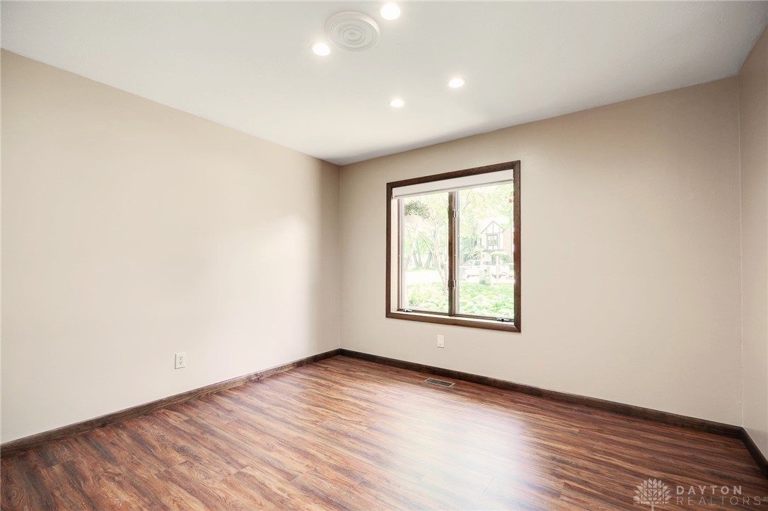 8237 Rhine Way, Dayton, Ohio image 25