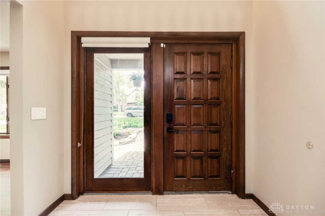 8237 Rhine Way, Dayton, Ohio image 8