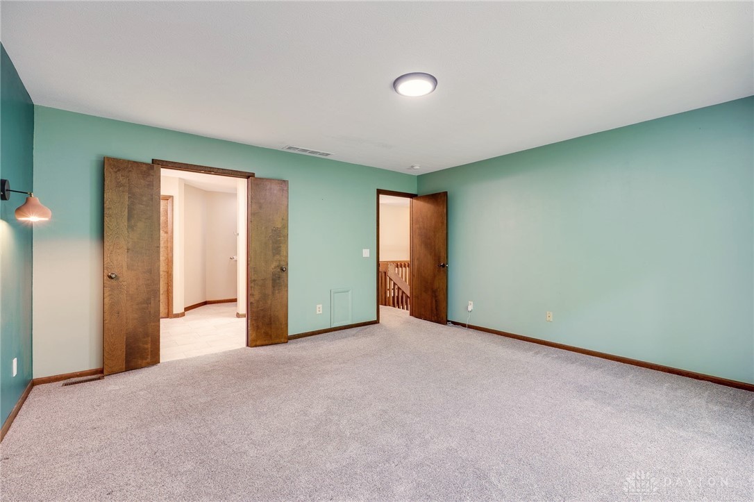 8237 Rhine Way, Dayton, Ohio image 32