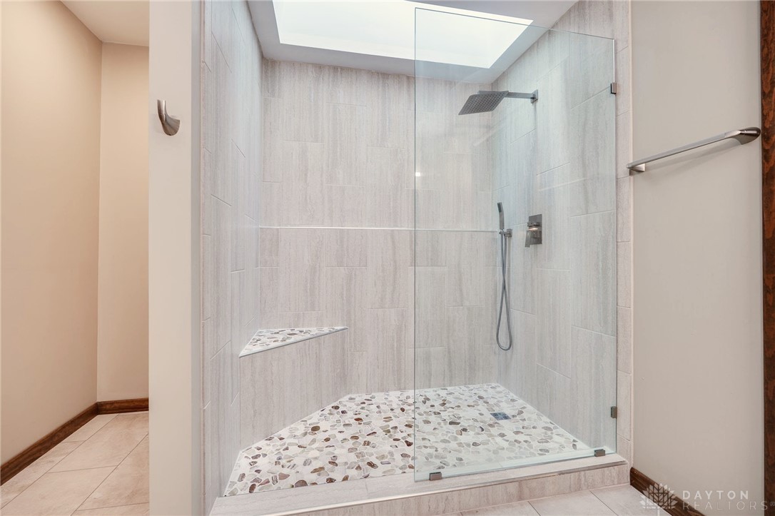 8237 Rhine Way, Dayton, Ohio image 36