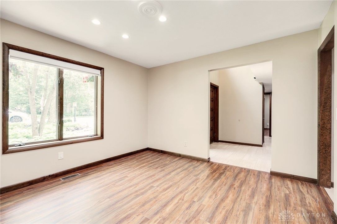 8237 Rhine Way, Dayton, Ohio image 26