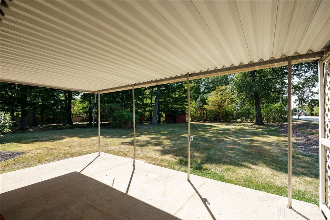 3299 Suburban Drive, Beavercreek, Ohio image 33