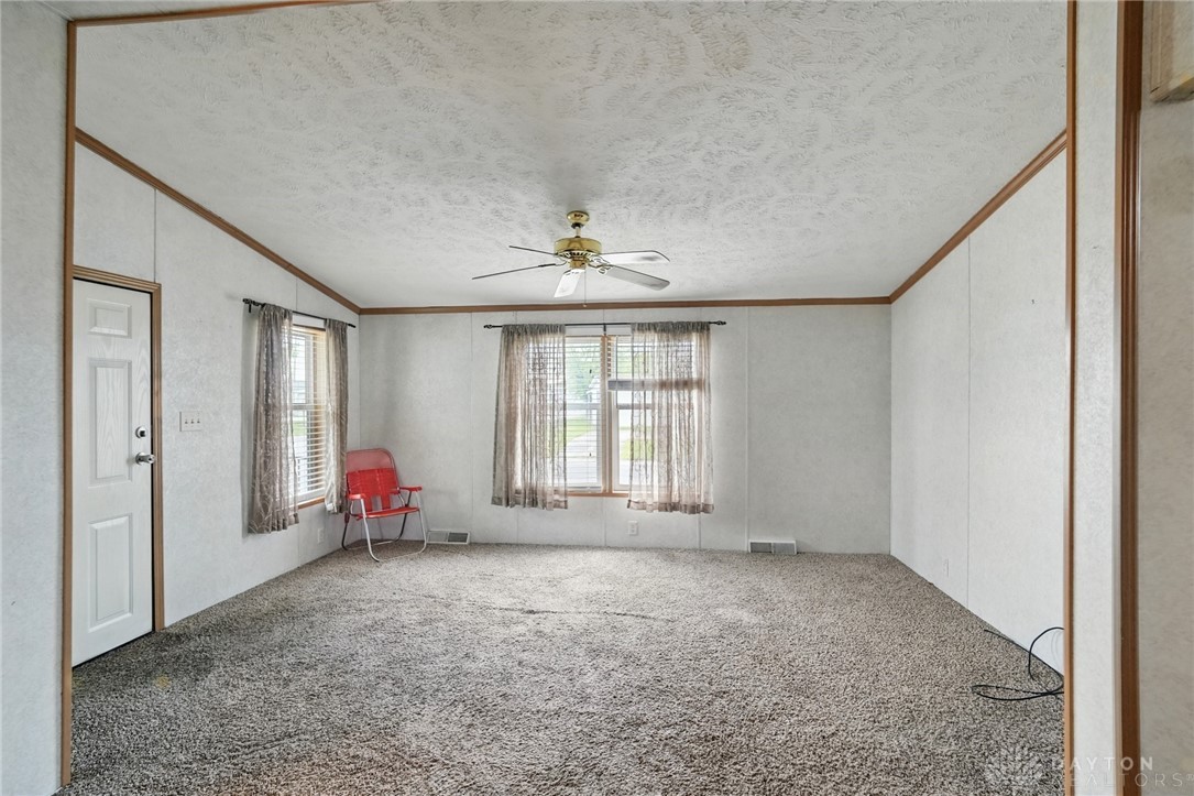 17 Sunset Dr. Dr, Springfield, Ohio image 8