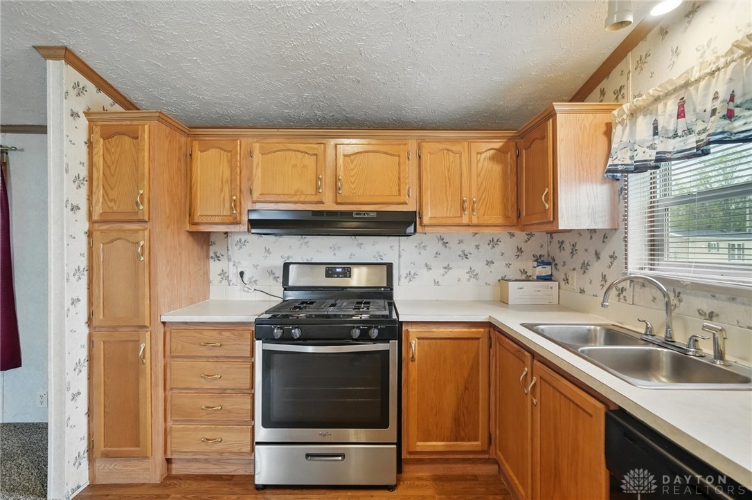 17 Sunset Dr. Dr, Springfield, Ohio image 14