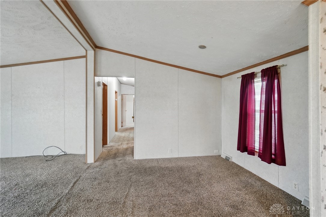 17 Sunset Dr. Dr, Springfield, Ohio image 12