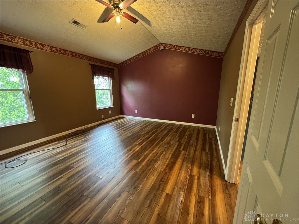 1395 Brookstone Drive, Fairborn, Ohio image 14