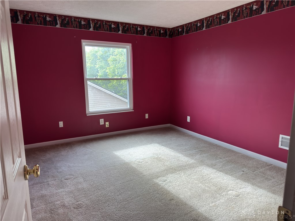 1395 Brookstone Drive, Fairborn, Ohio image 21