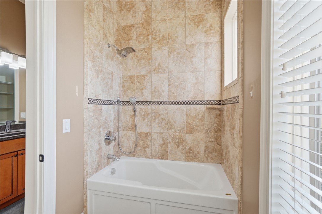 Piqua, Ohio, 45356, United States, 6 Bedrooms Bedrooms, ,7 BathroomsBathrooms,Residential,Active,2041746