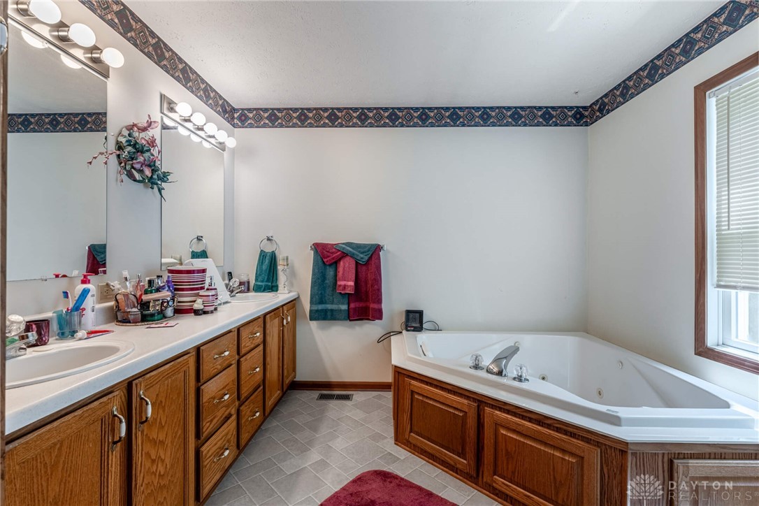 5182 Middleboro Road, Morrow, Ohio image 15