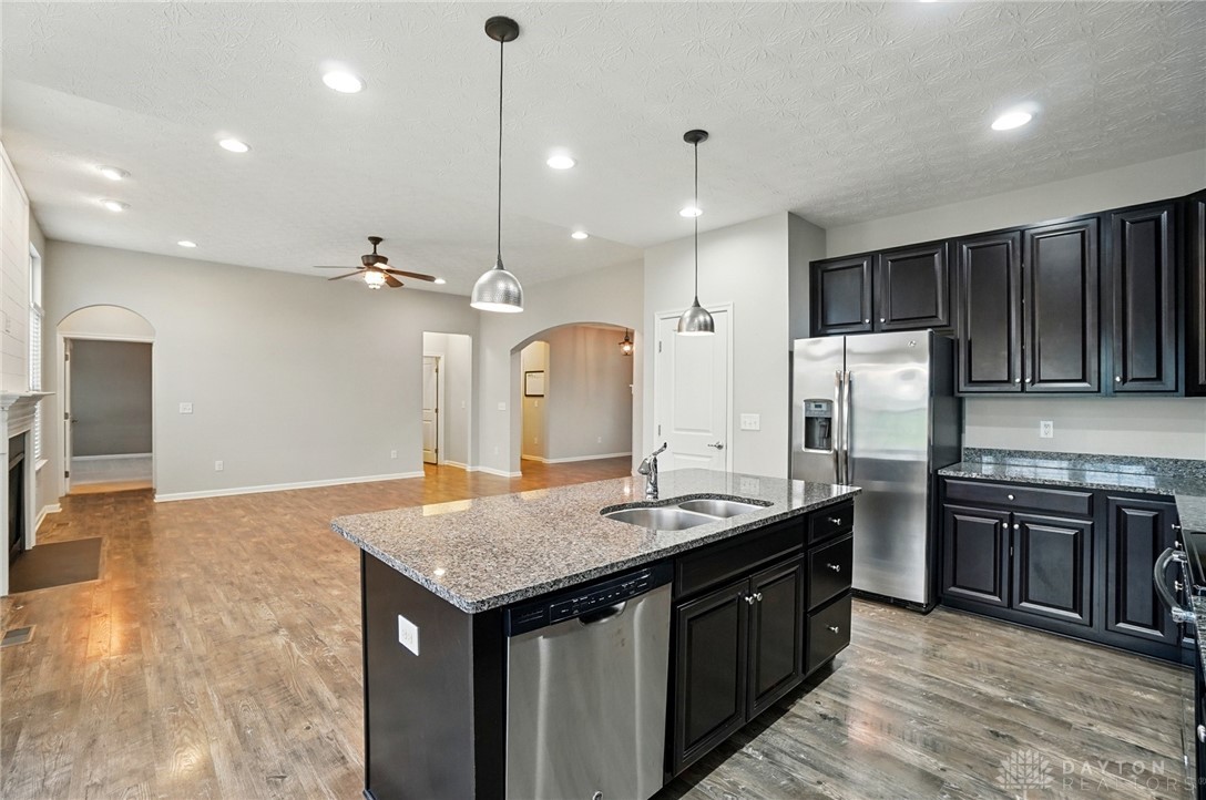 2475 Sunset Maple Drive, Tipp City, Ohio image 15
