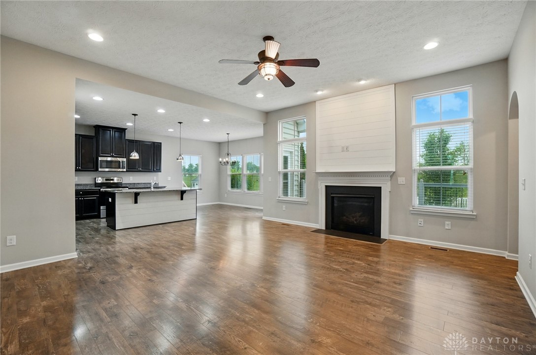 2475 Sunset Maple Drive, Tipp City, Ohio image 8