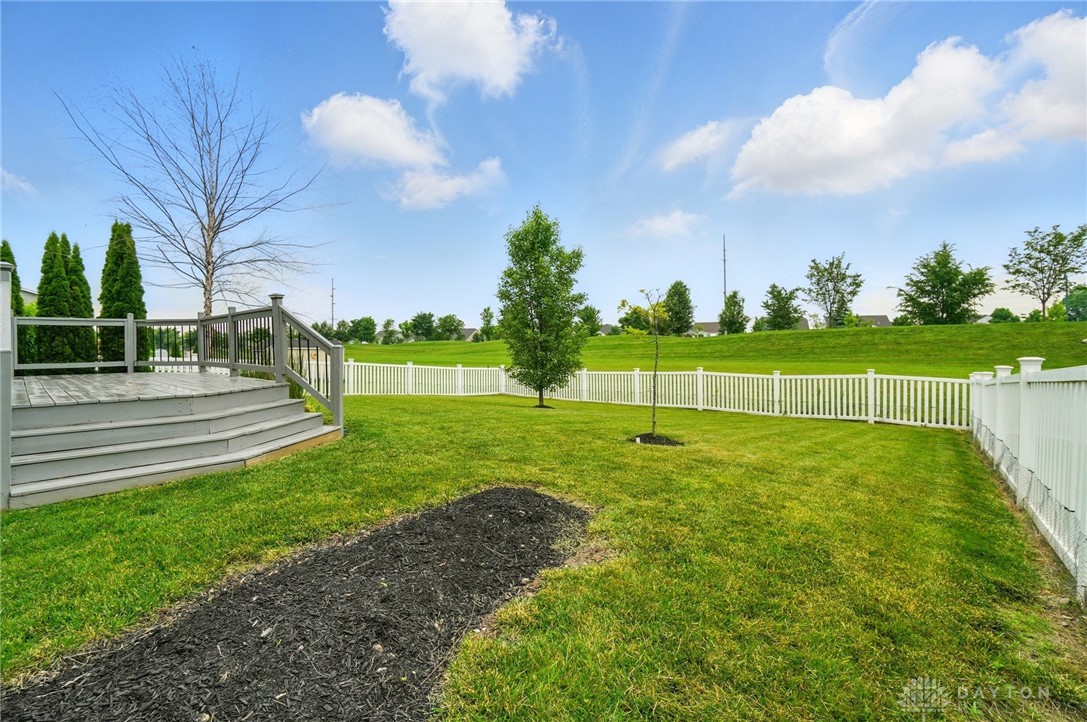 2475 Sunset Maple Drive, Tipp City, Ohio image 45