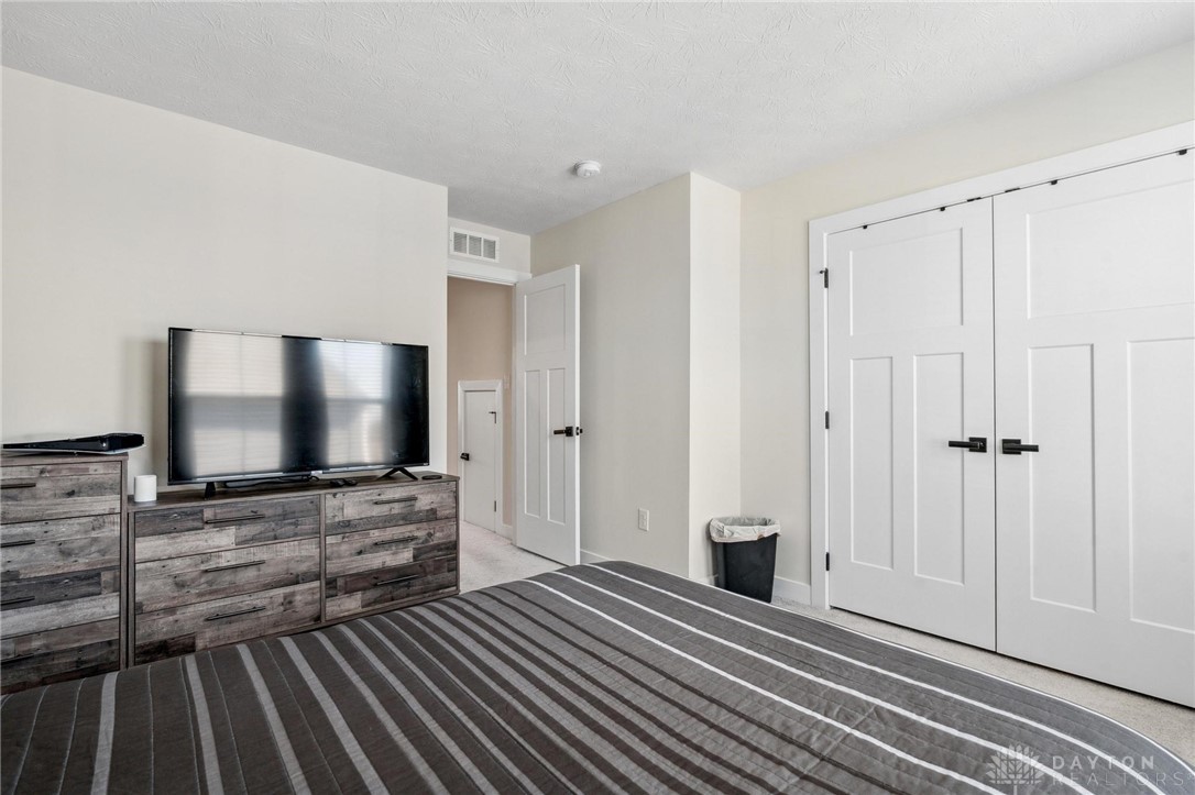 863 Cedar Grove Drive, Tipp City, Ohio image 37