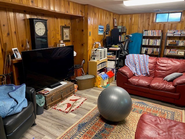 Kettering, Ohio 45429, United States, 3 Bedrooms Bedrooms, ,3 BathroomsBathrooms,Residential,Pending,149305