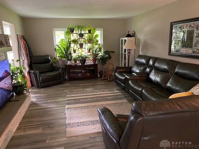 Kettering, Ohio 45429, United States, 3 Bedrooms Bedrooms, ,3 BathroomsBathrooms,Residential,Pending,149305