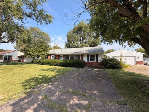 Photo for 118 Parkgrove Drive