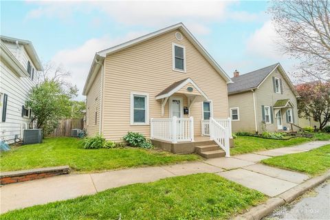 Photo of 812 S Miami Avenue, Sidney, OH 45365 (MLS # 958100)