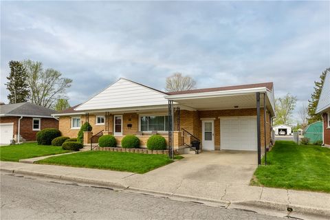 Photo of 305 Sharon Drive, Covington, OH 45318 (MLS # 956618)