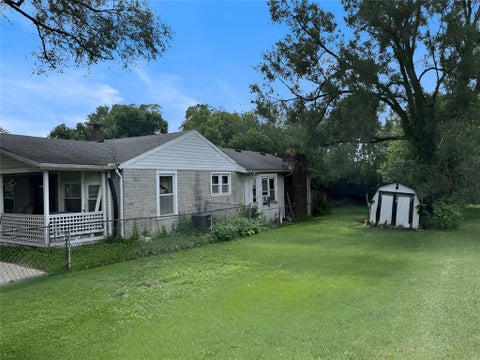 Homes For Sale - 9533 Roberts Drive<br/> Warren County, Franklin, OH 45005