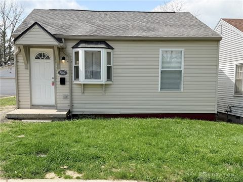 Photo of 2817 Gaylord Avenue, Kettering, OH 45419 (MLS # 956737)