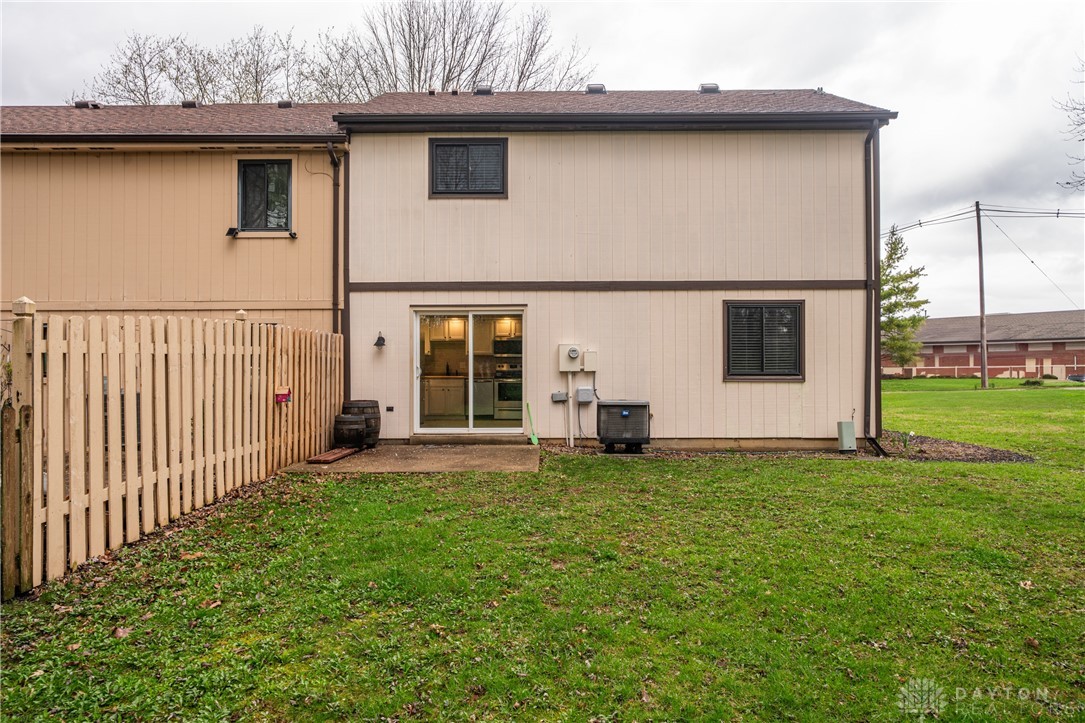 4293 Frontenac Drive, Beavercreek, Ohio image 27
