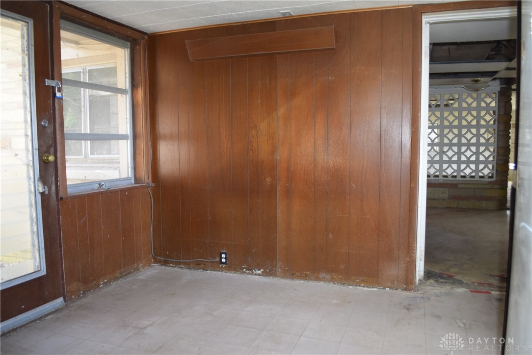 3085 Dayton Road, Springfield, Ohio image 4