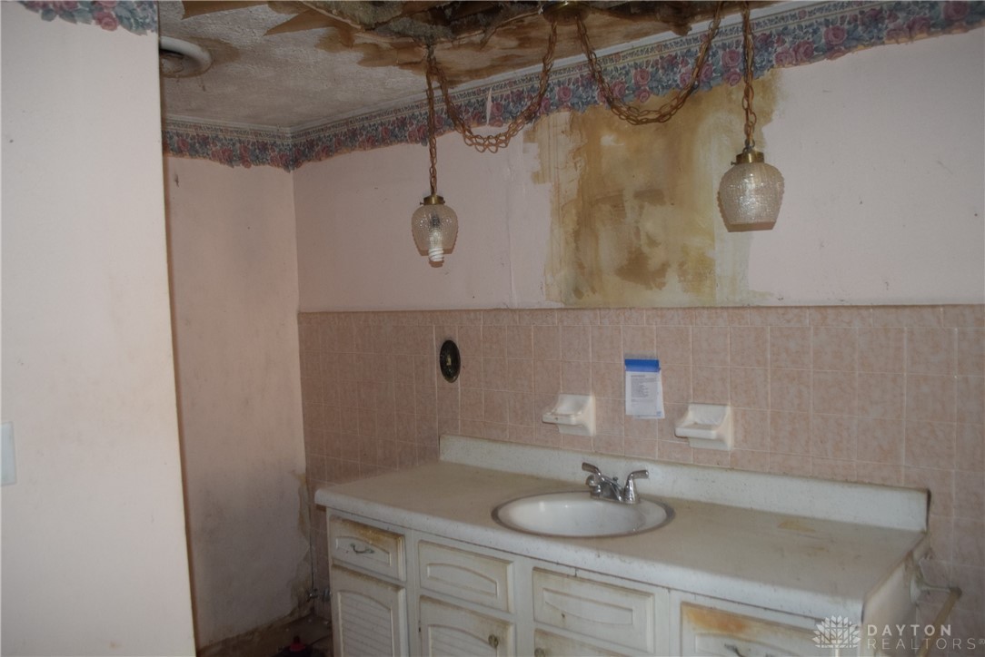 3085 Dayton Road, Springfield, Ohio image 11