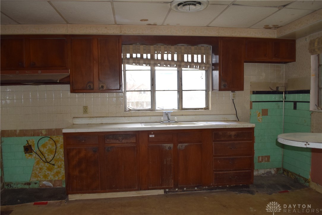 3085 Dayton Road, Springfield, Ohio image 8