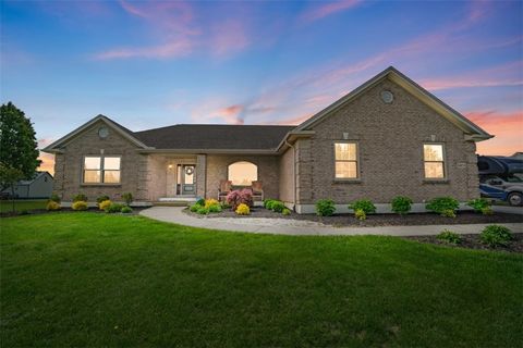 Photo of 3413 Ash Meadow Lane, Franklin, OH 45005 (MLS # 958585)