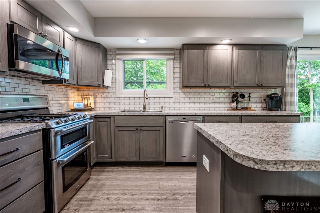 1305 Park Drive, Middletown, Ohio image 12