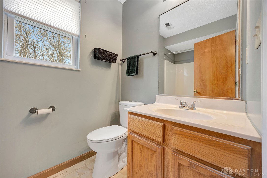 58 W Persimmon Drive, Hamilton, Ohio image 9