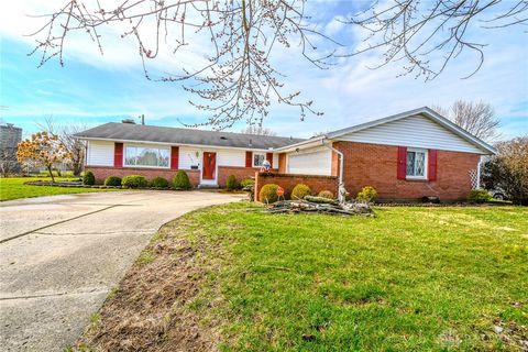 Photo of 5141 Weddington Drive, Trotwood, OH 45426 (MLS # 953333)