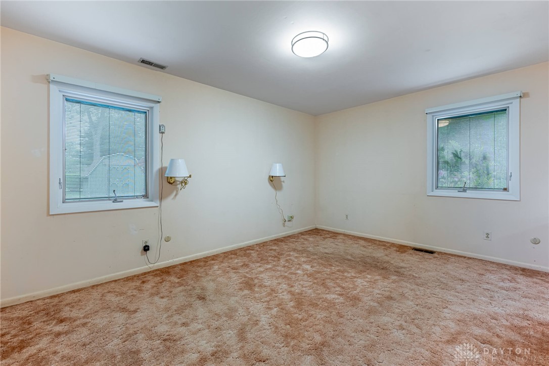 2301 Glenheath Drive, Kettering, Ohio image 28
